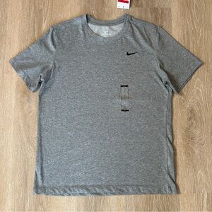 The Nike Tee DRI-FIT Gray Men's Short Sleeve Tee Shirt NWT